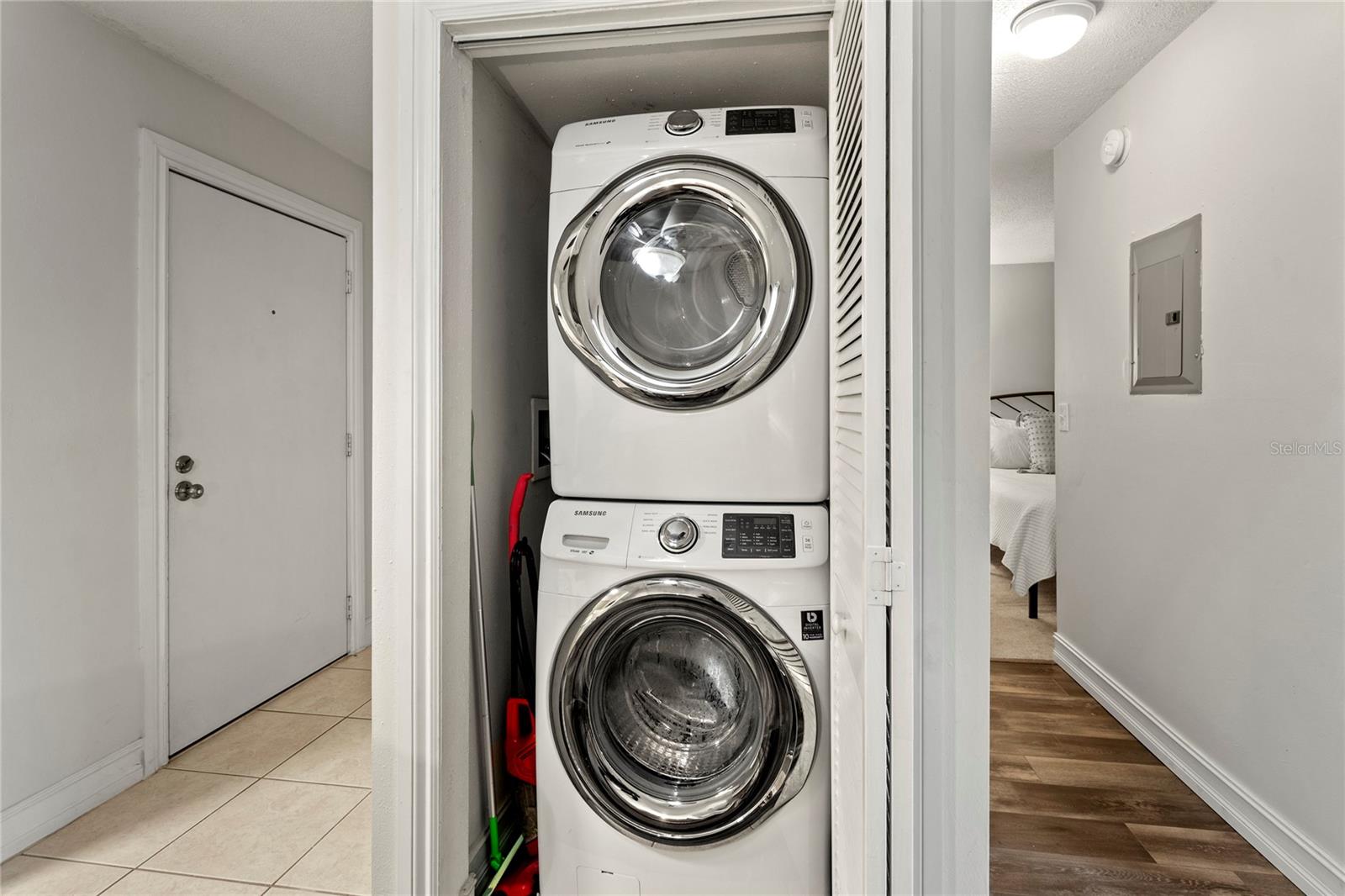 3407 CLARK RD #207, SARASOTA, FL, 34231