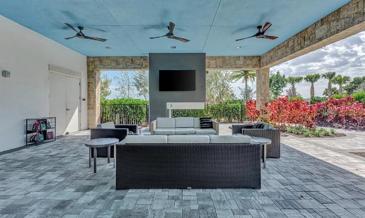16111 FORTEZZA DR, BRADENTON, FL, 34211