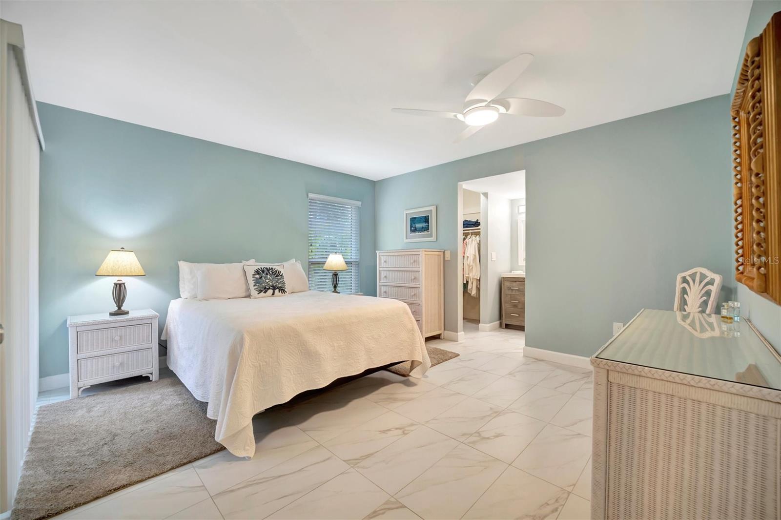 2810 51ST AVE W, BRADENTON, FL, 34207