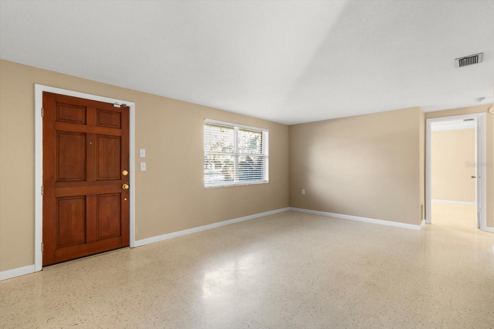 9181 S MOUNTAIN LAKE AVE, FLORAL CITY, FL, 34436