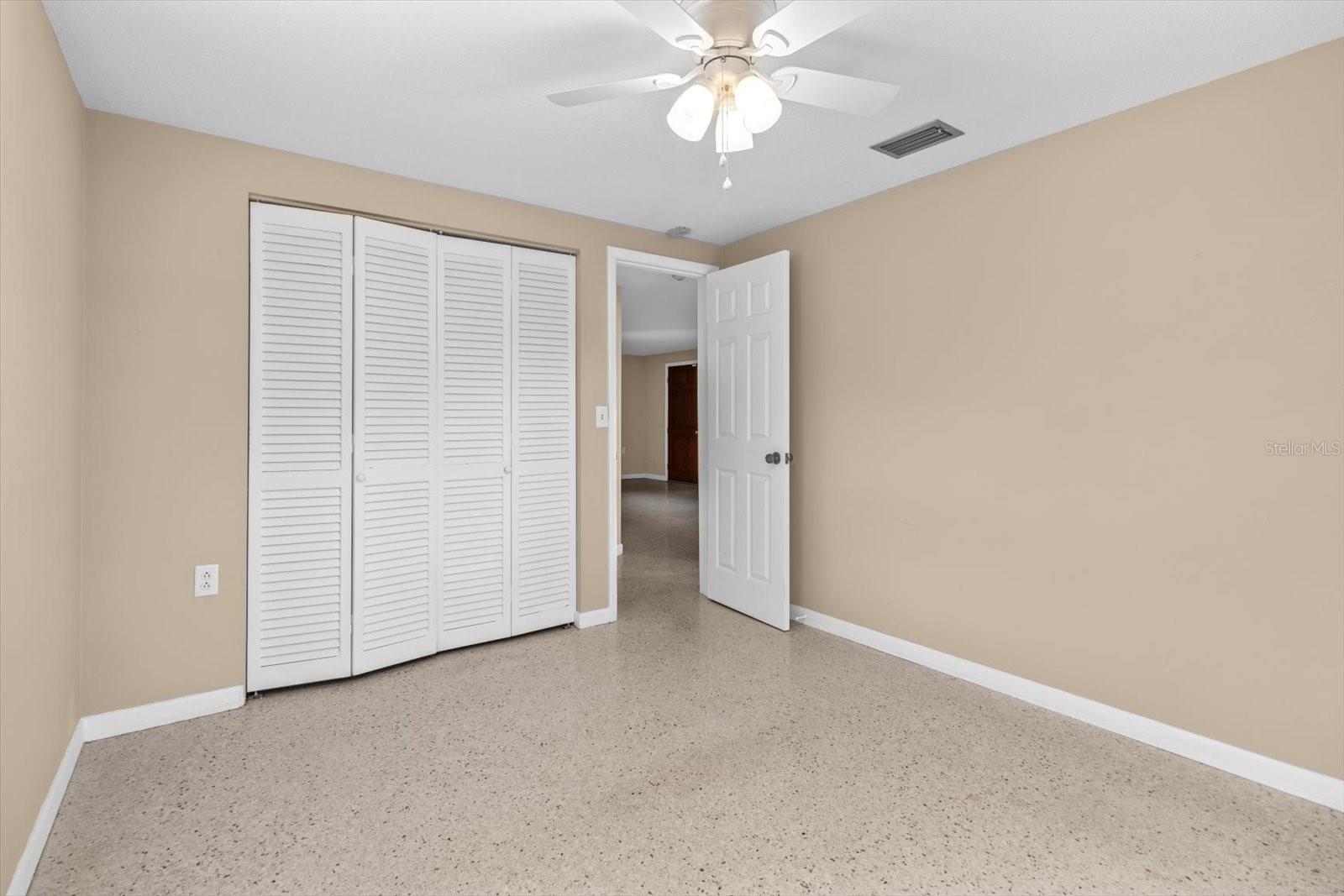 9181 S MOUNTAIN LAKE AVE, FLORAL CITY, FL, 34436