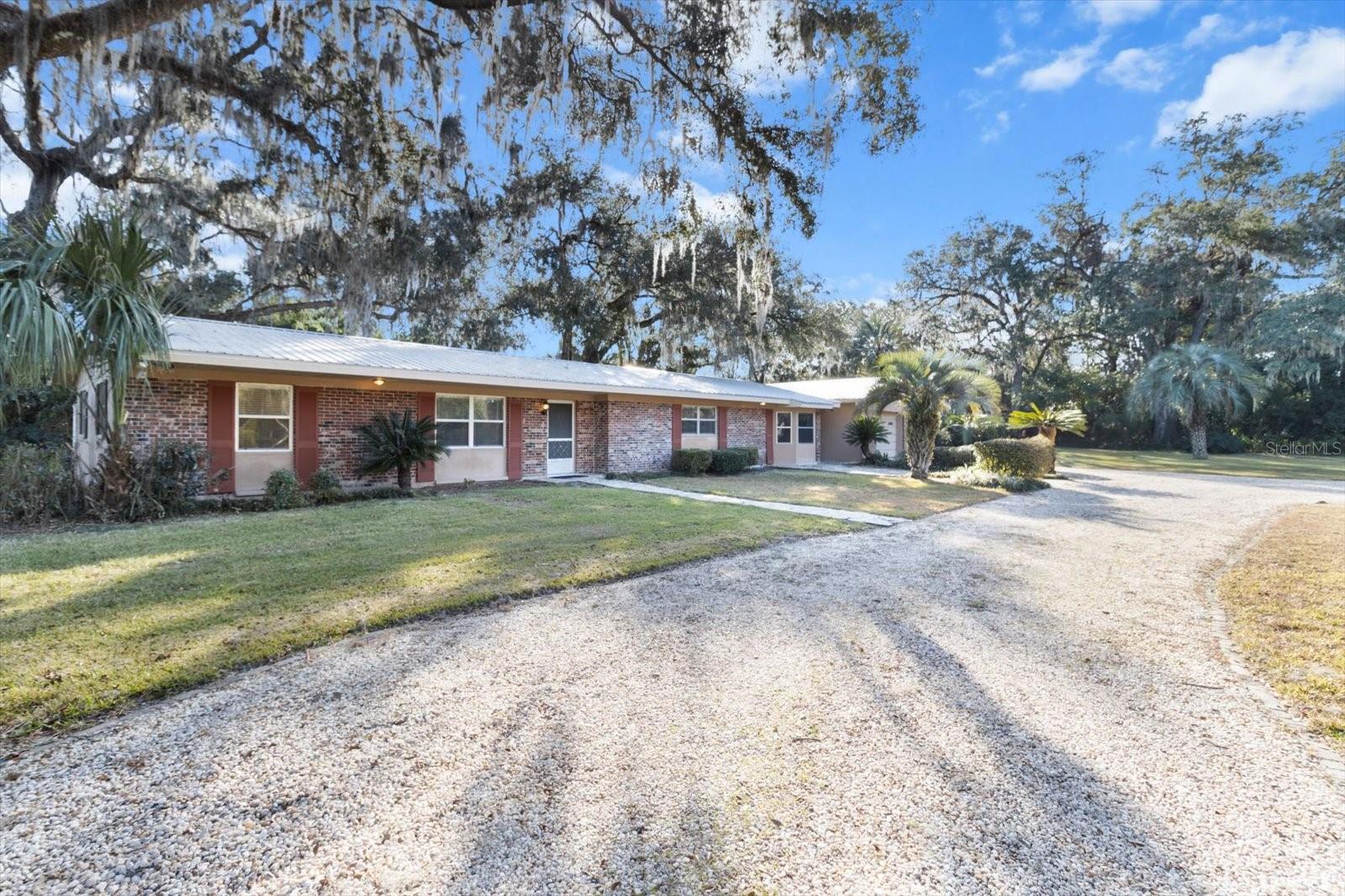 9181 S MOUNTAIN LAKE AVE, FLORAL CITY, FL, 34436