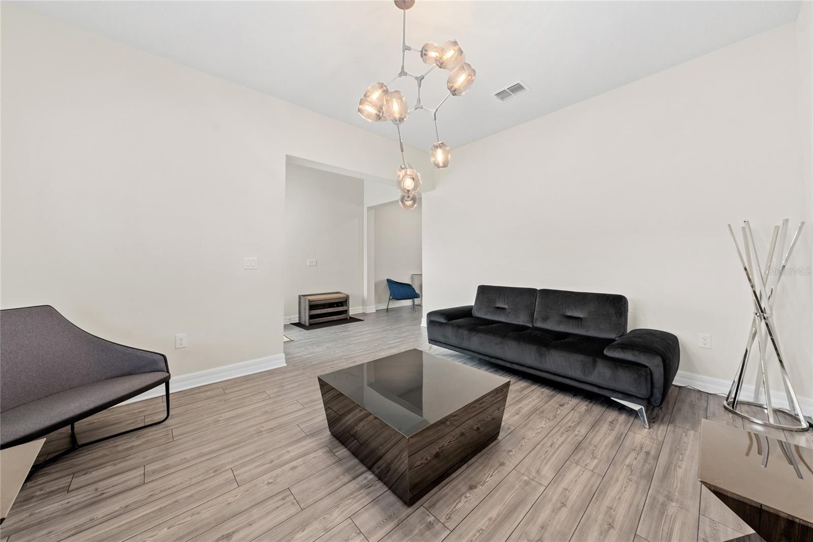 8024 LEAF GROVE CIR, ORLANDO, FL, 32836