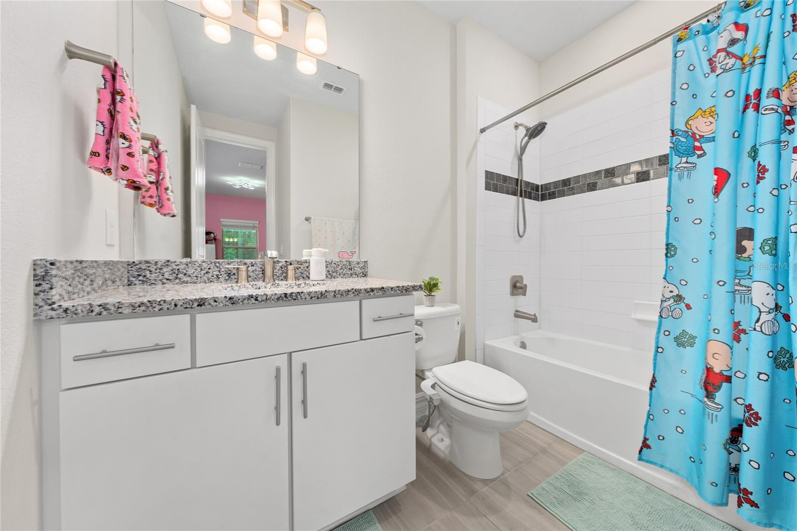 8024 LEAF GROVE CIR, ORLANDO, FL, 32836