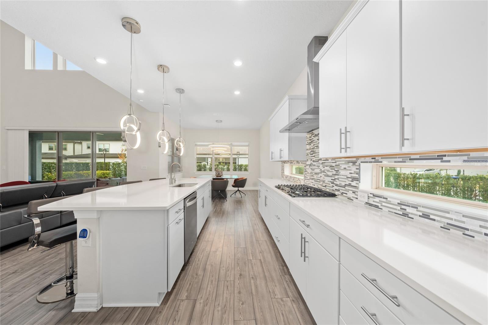 8024 LEAF GROVE CIR, ORLANDO, FL, 32836