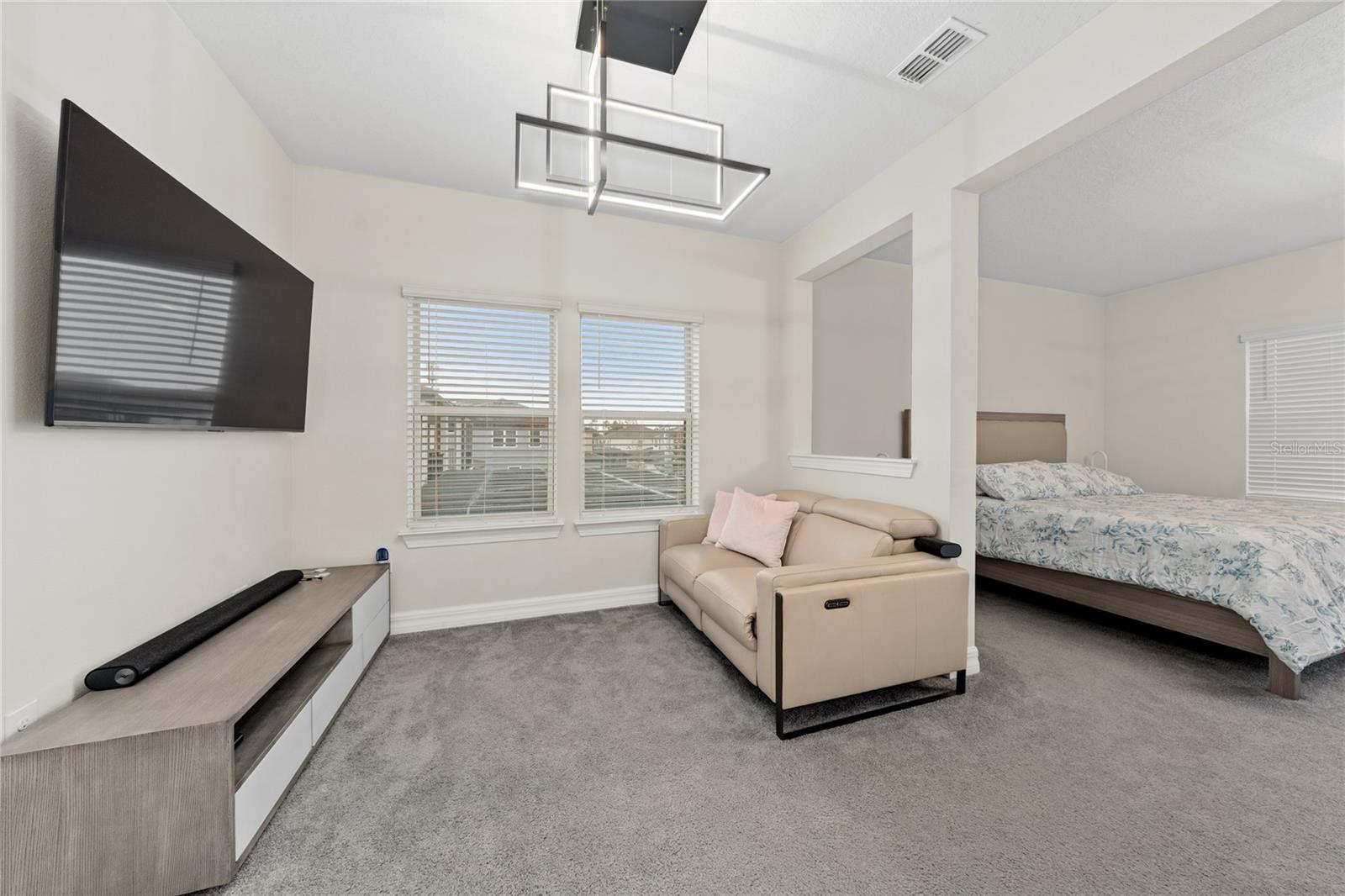 8024 LEAF GROVE CIR, ORLANDO, FL, 32836