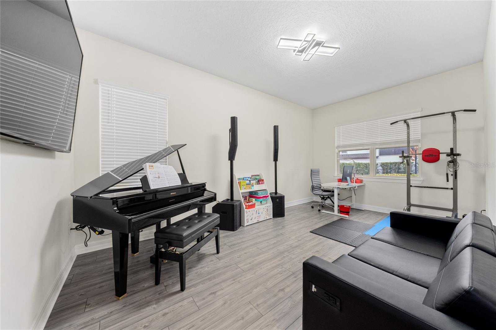 8024 LEAF GROVE CIR, ORLANDO, FL, 32836