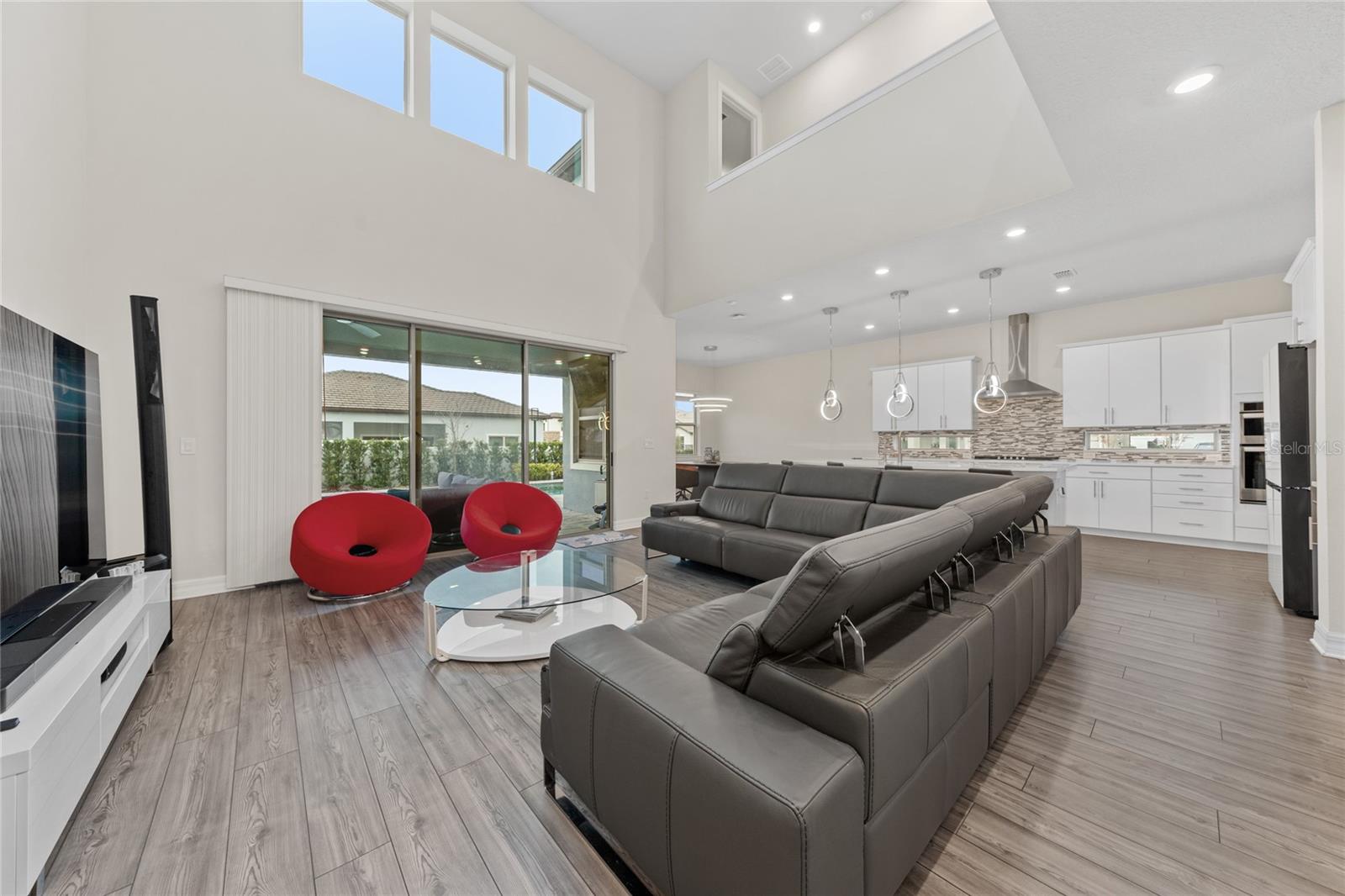 8024 LEAF GROVE CIR, ORLANDO, FL, 32836
