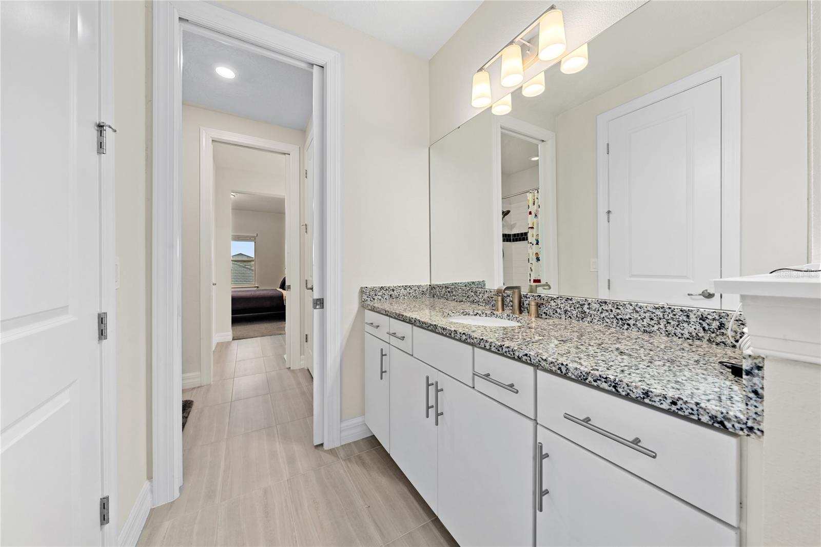 8024 LEAF GROVE CIR, ORLANDO, FL, 32836
