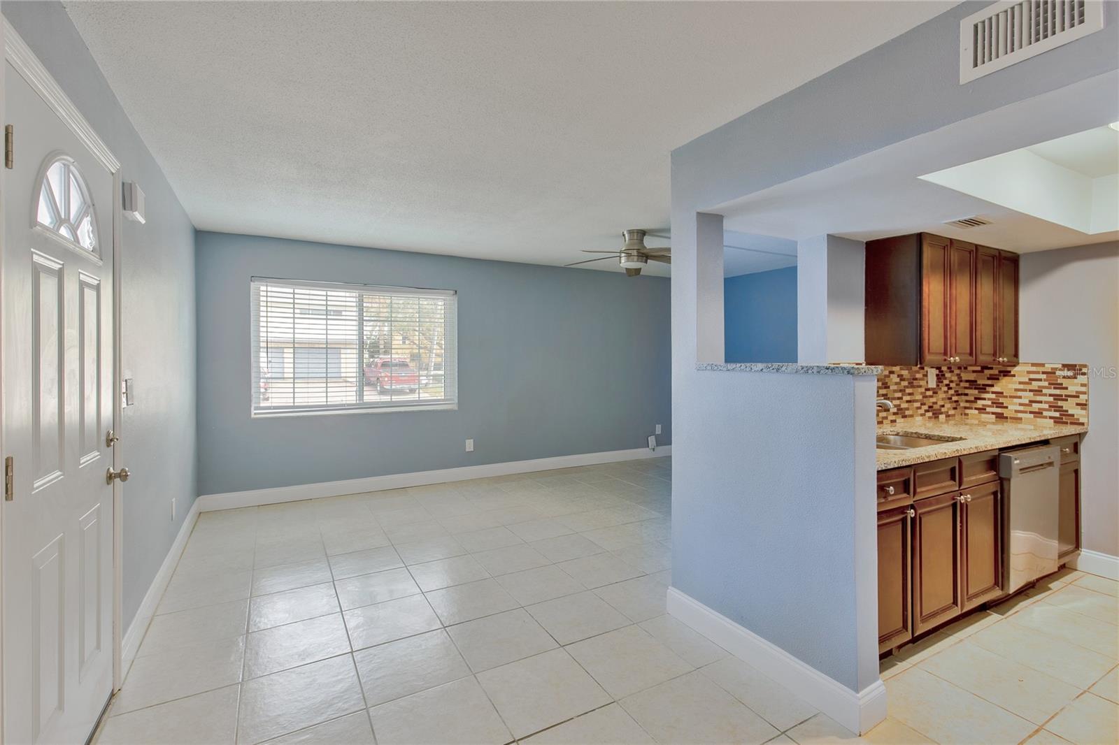 223 DOLPHIN PT #4, CLEARWATER BEACH, FL, 33767