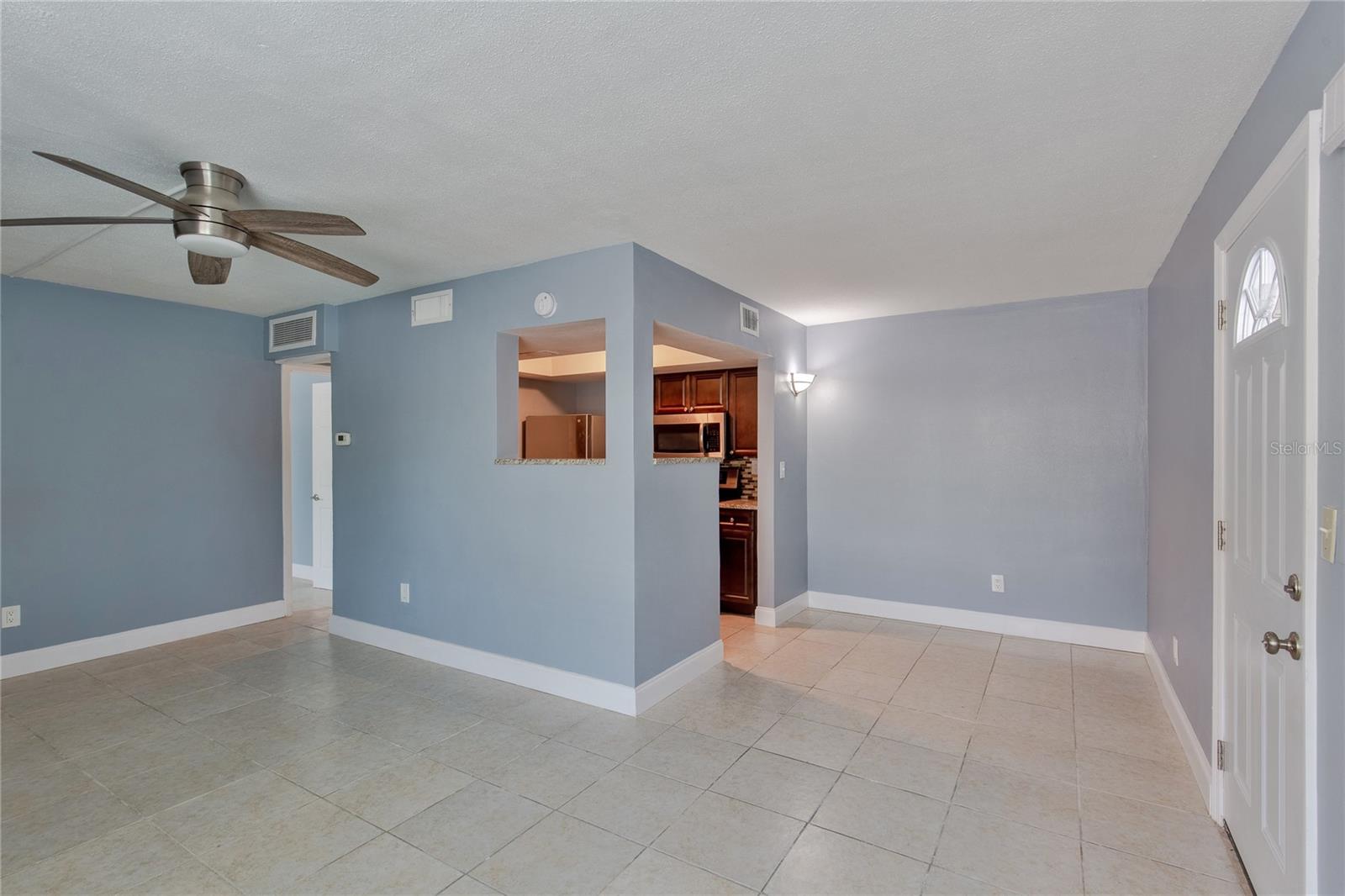 223 DOLPHIN PT #4, CLEARWATER BEACH, FL, 33767