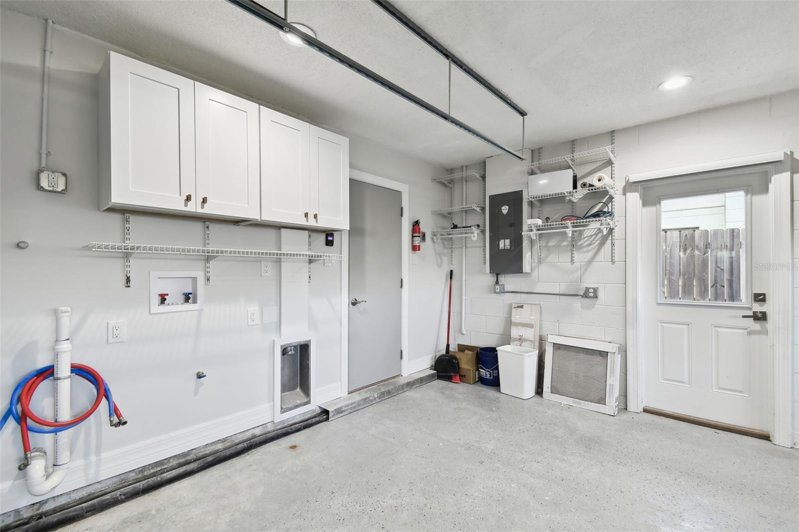 1927 MONTANA AVE NE, ST PETERSBURG, FL, 33703
