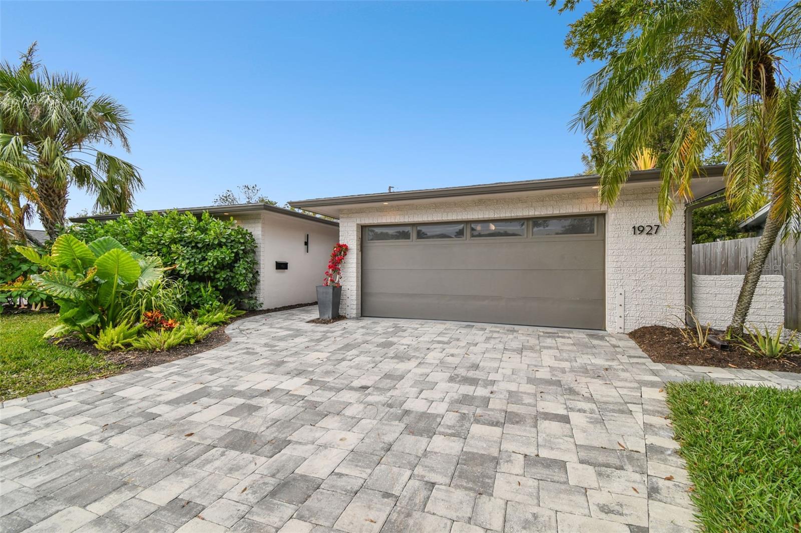 1927 MONTANA AVE NE, ST PETERSBURG, FL, 33703