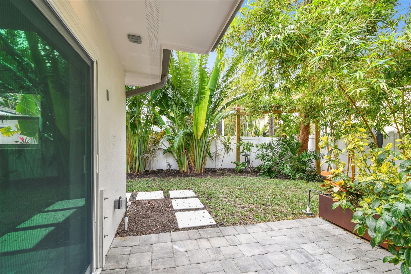 1927 MONTANA AVE NE, ST PETERSBURG, FL, 33703