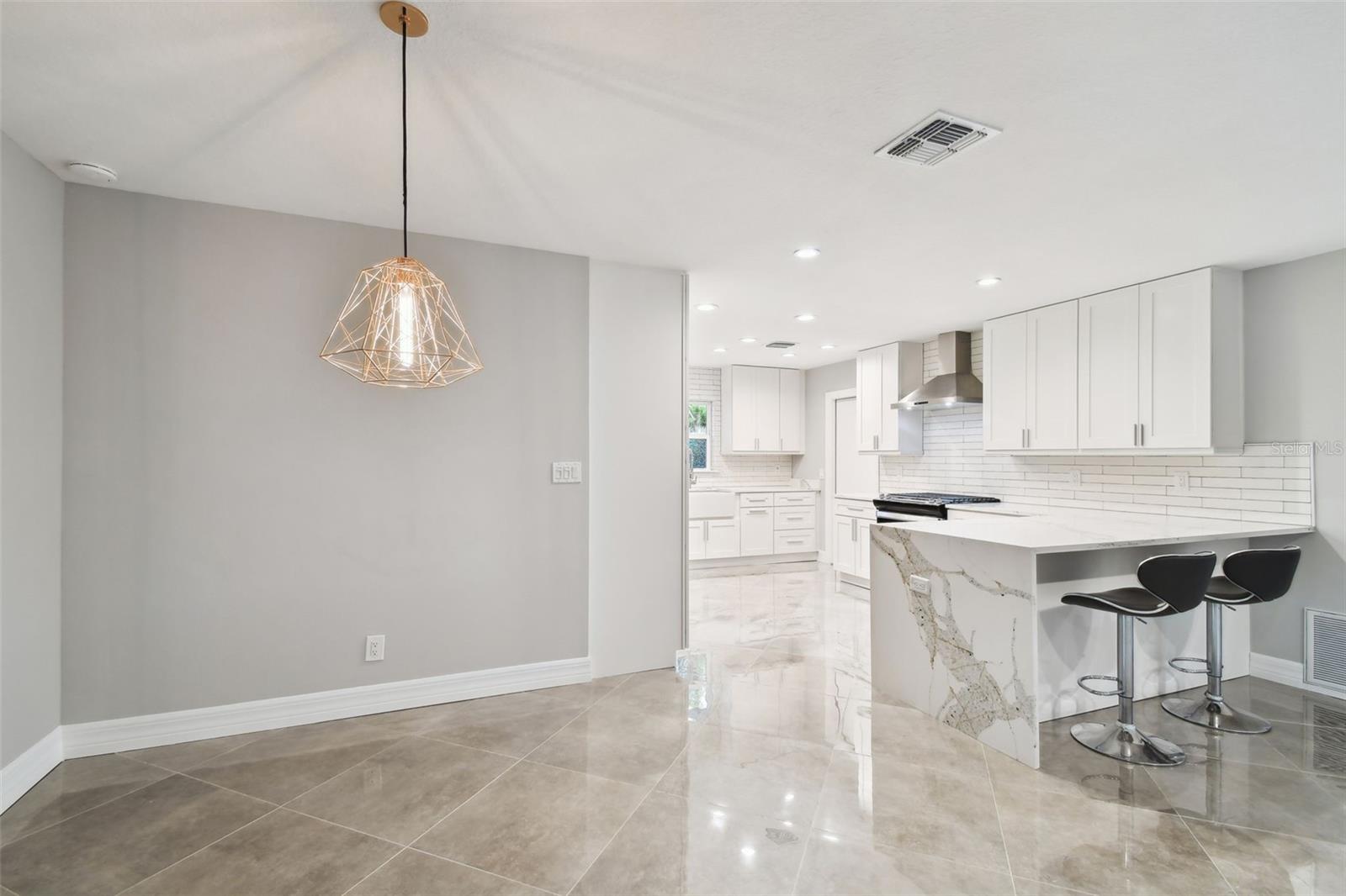 1927 MONTANA AVE NE, ST PETERSBURG, FL, 33703