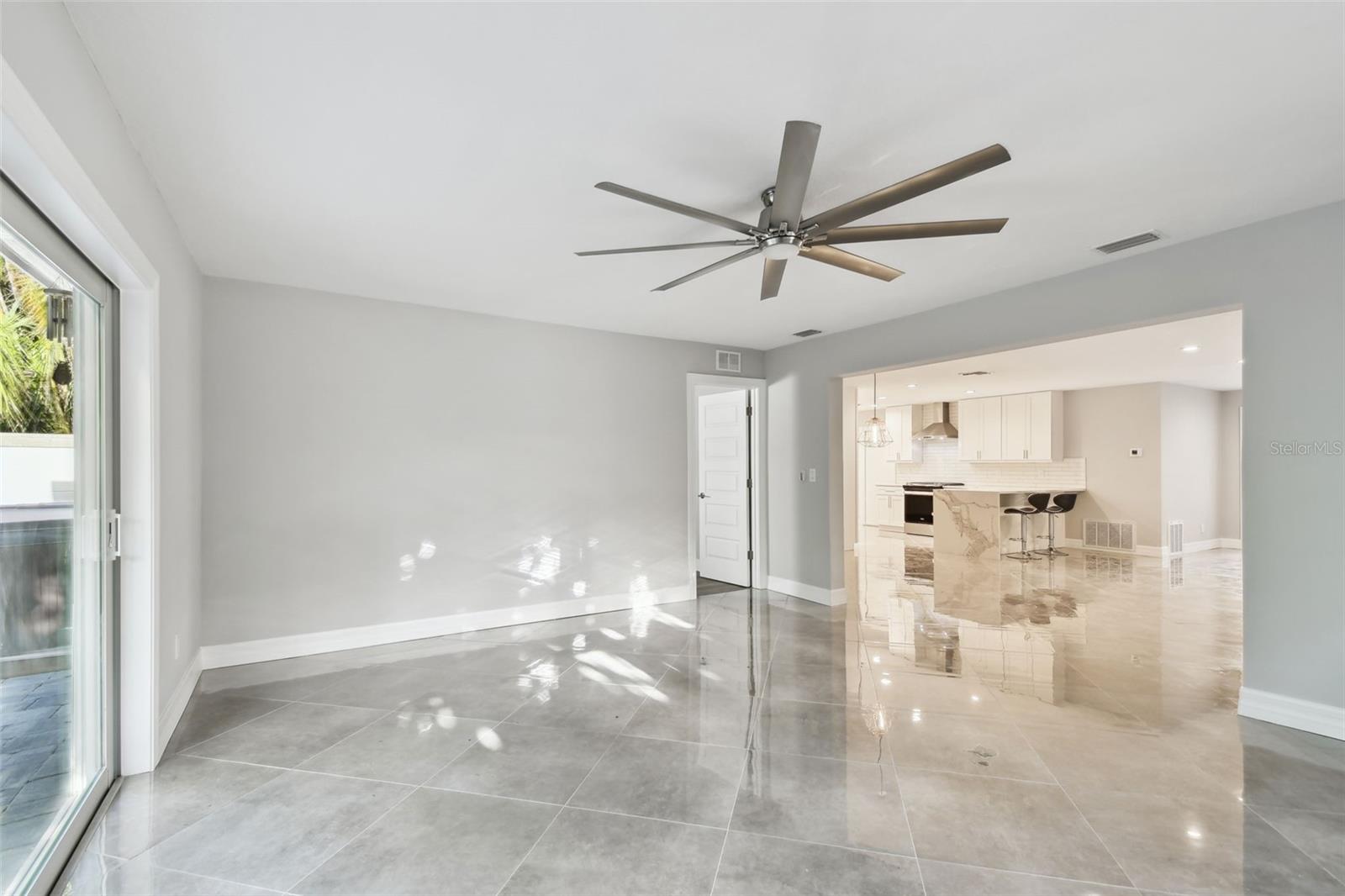 1927 MONTANA AVE NE, ST PETERSBURG, FL, 33703