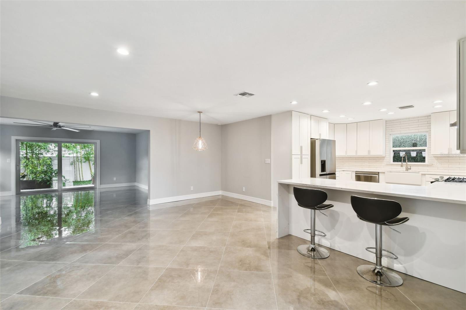 1927 MONTANA AVE NE, ST PETERSBURG, FL, 33703