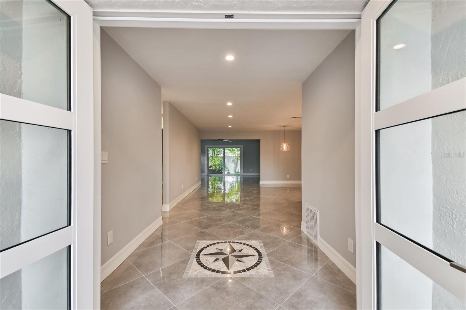 1927 MONTANA AVE NE, ST PETERSBURG, FL, 33703