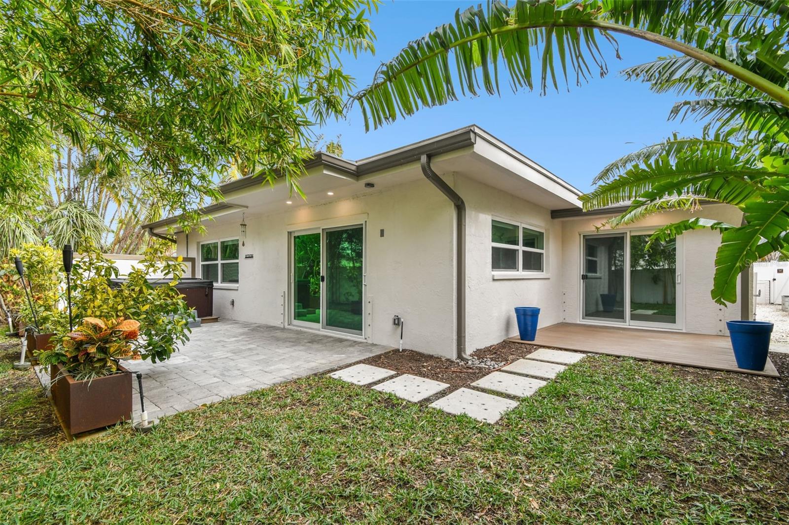 1927 MONTANA AVE NE, ST PETERSBURG, FL, 33703