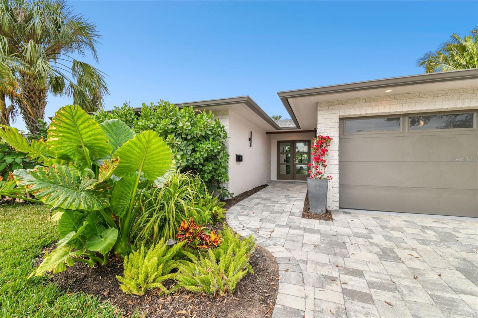 1927 MONTANA AVE NE, ST PETERSBURG, FL, 33703