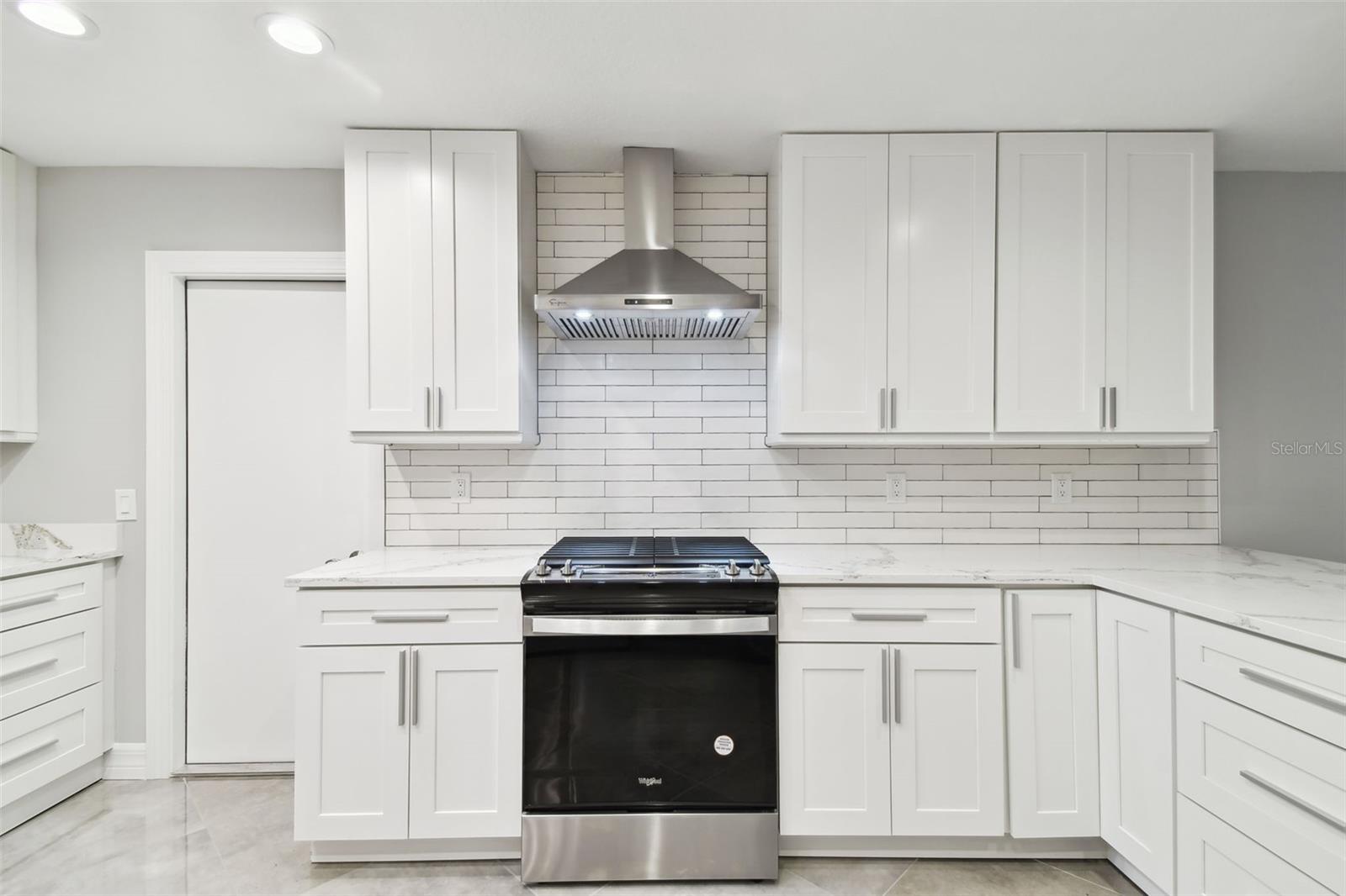 1927 MONTANA AVE NE, ST PETERSBURG, FL, 33703