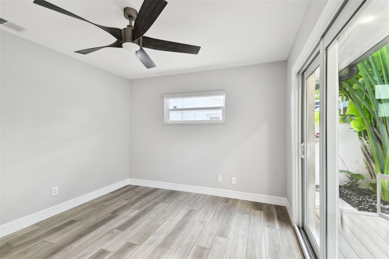 1927 MONTANA AVE NE, ST PETERSBURG, FL, 33703