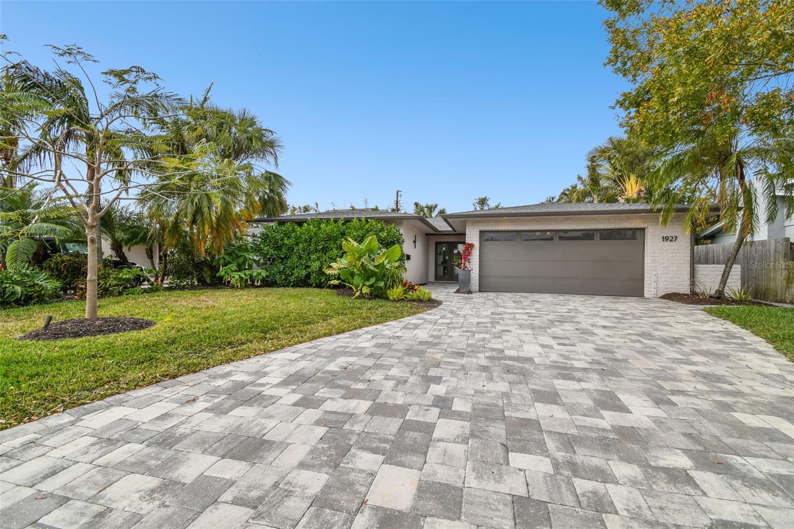 1927 MONTANA AVE NE, ST PETERSBURG, FL, 33703