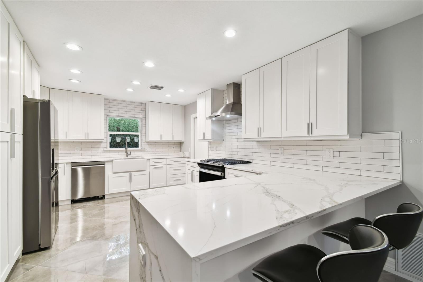 1927 MONTANA AVE NE, ST PETERSBURG, FL, 33703