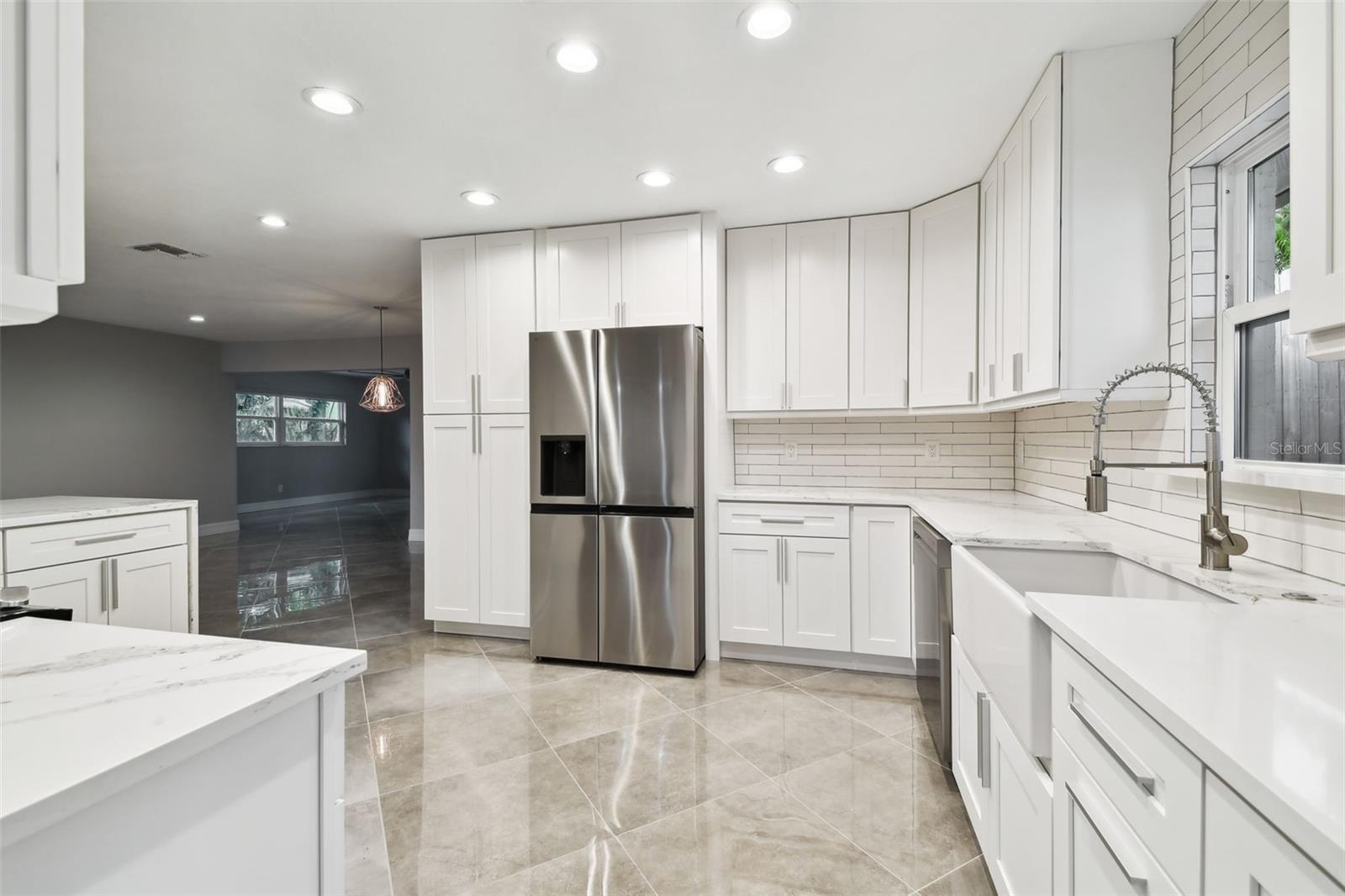1927 MONTANA AVE NE, ST PETERSBURG, FL, 33703