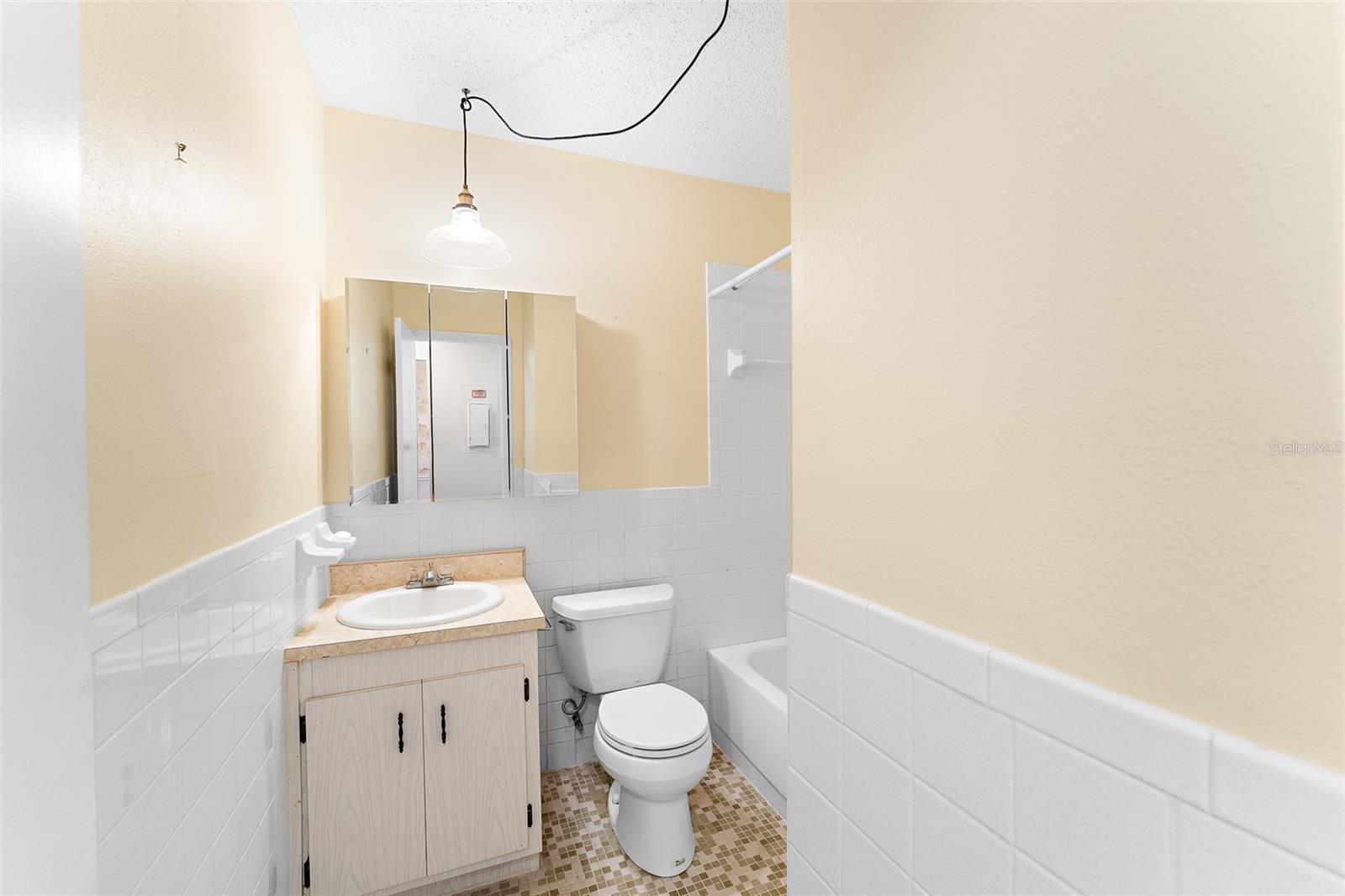 4746 AZALEA DR #203C, NEW PORT RICHEY, FL, 34652