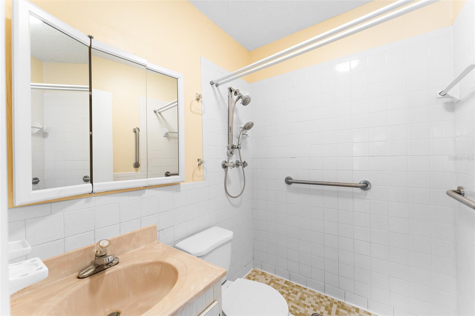 4746 AZALEA DR #203C, NEW PORT RICHEY, FL, 34652