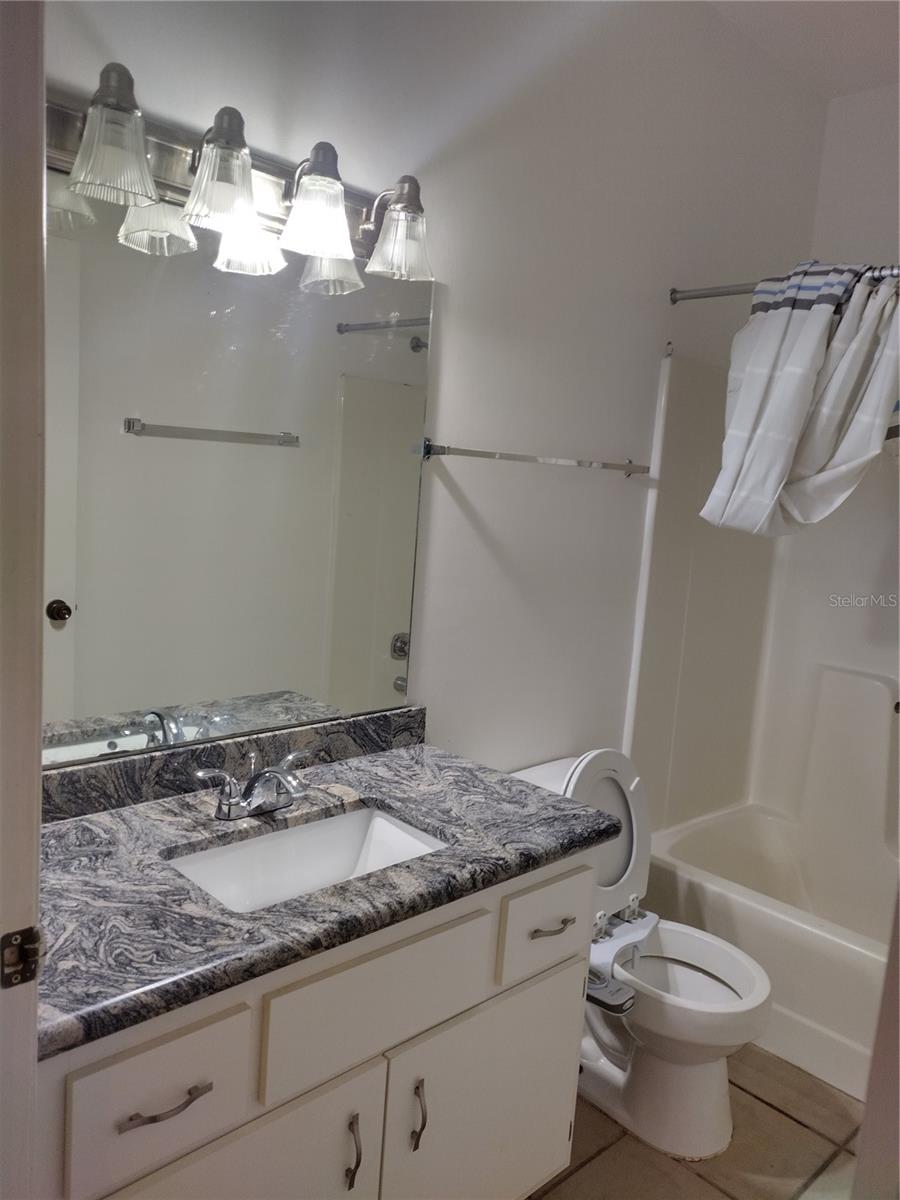 4700 SW ARCHER RD #J68, GAINESVILLE, FL, 32608