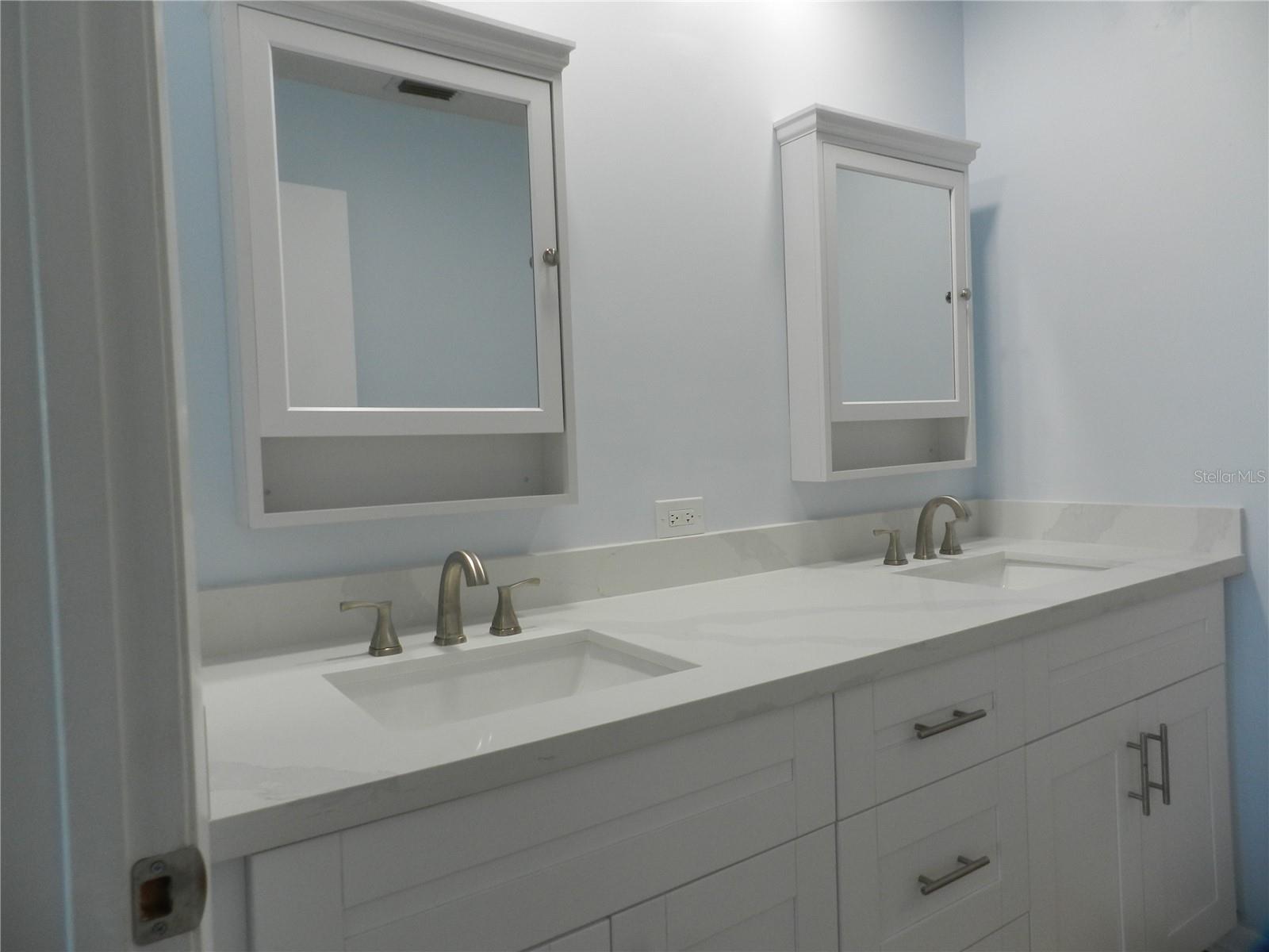 2924 SW WESTLAKE CIR, PALM CITY, FL, 34990