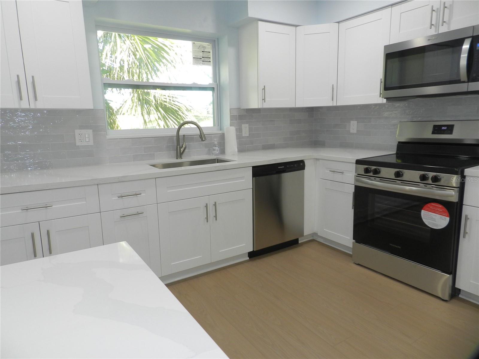 2924 SW WESTLAKE CIR, PALM CITY, FL, 34990