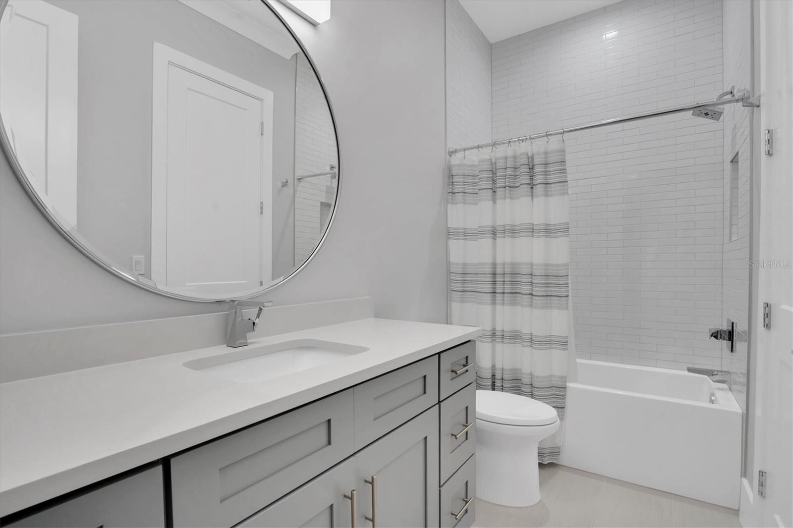 3213 W FAIR OAKS AVE, TAMPA, FL, 33611