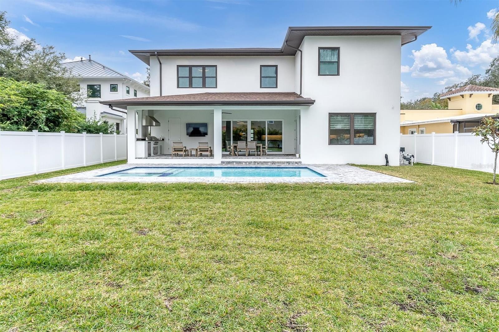 3213 W FAIR OAKS AVE, TAMPA, FL, 33611