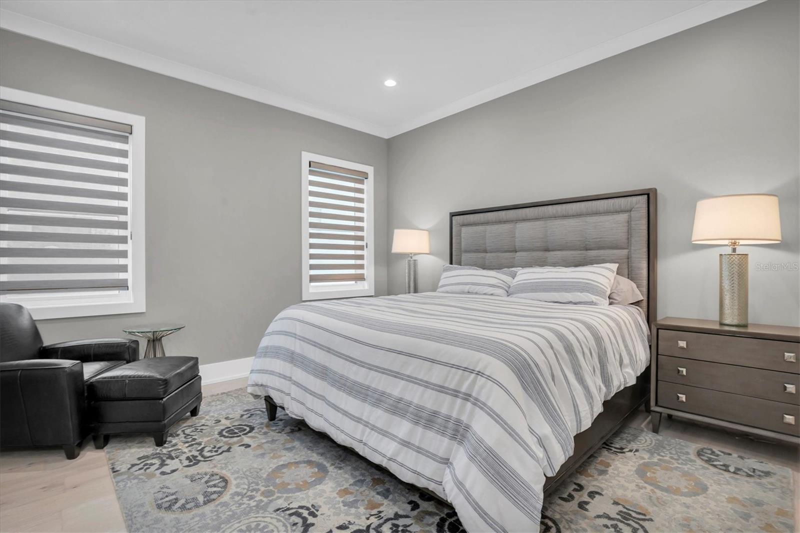 3213 W FAIR OAKS AVE, TAMPA, FL, 33611