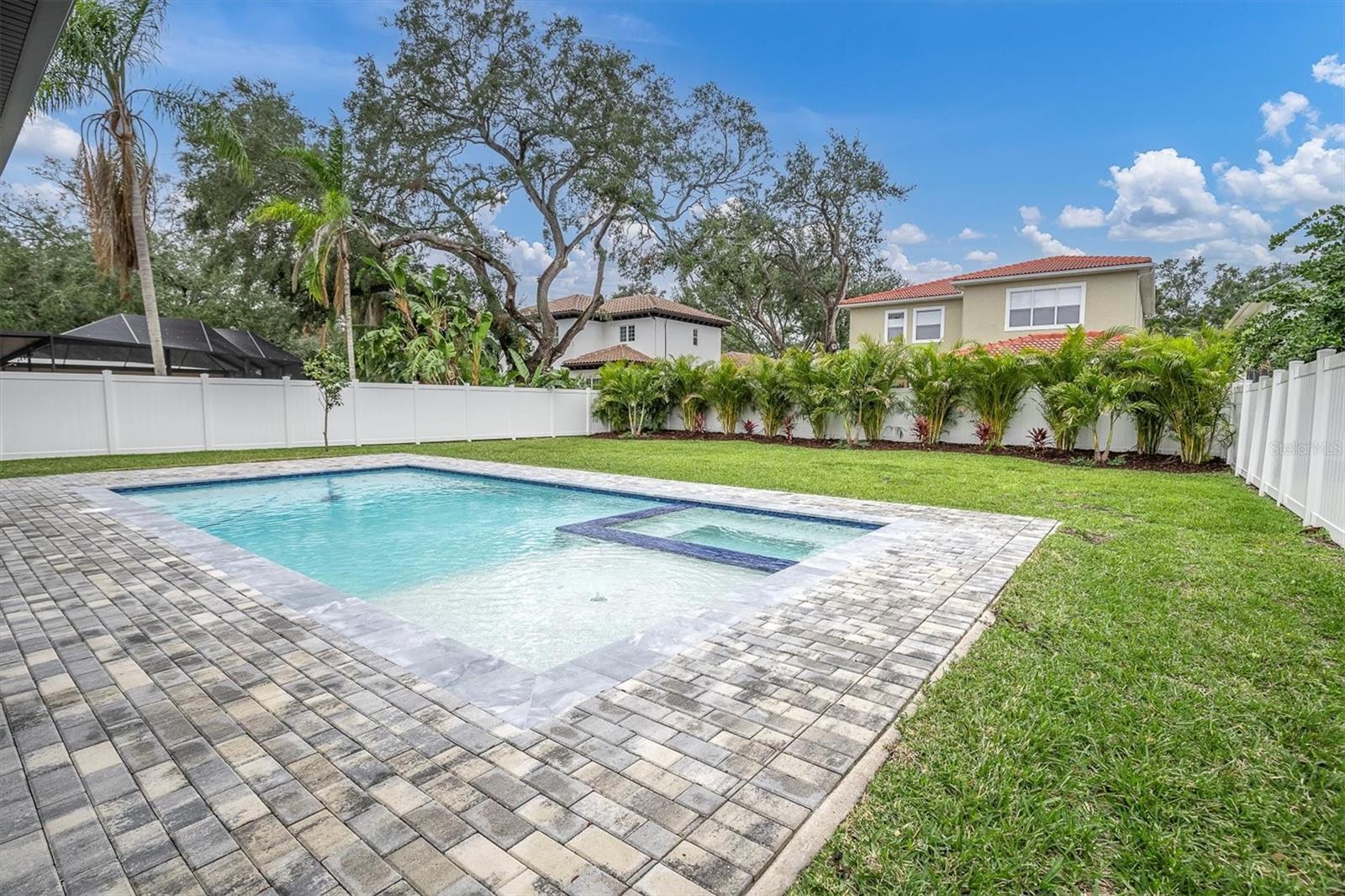 3213 W FAIR OAKS AVE, TAMPA, FL, 33611
