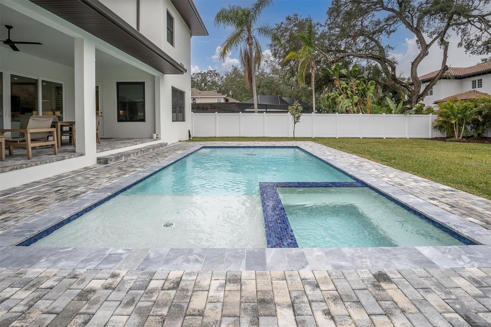 3213 W FAIR OAKS AVE, TAMPA, FL, 33611