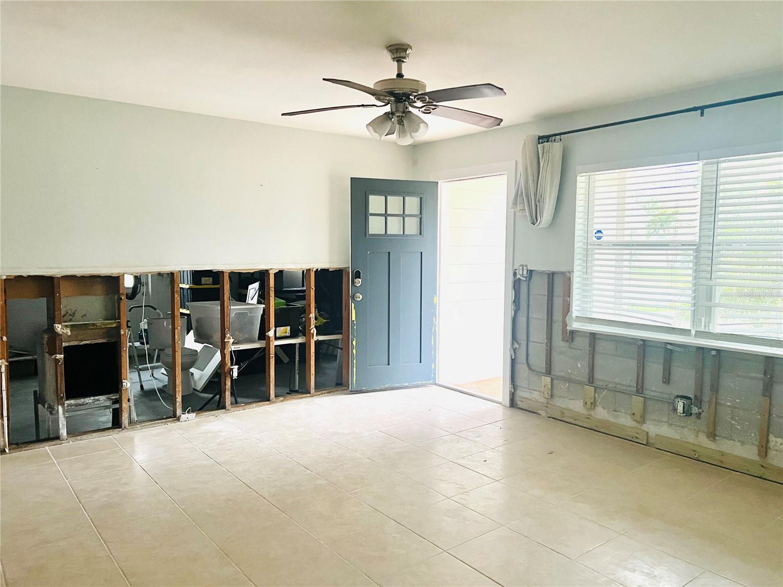 4135 HELENA ST NE, ST PETERSBURG, FL, 33703
