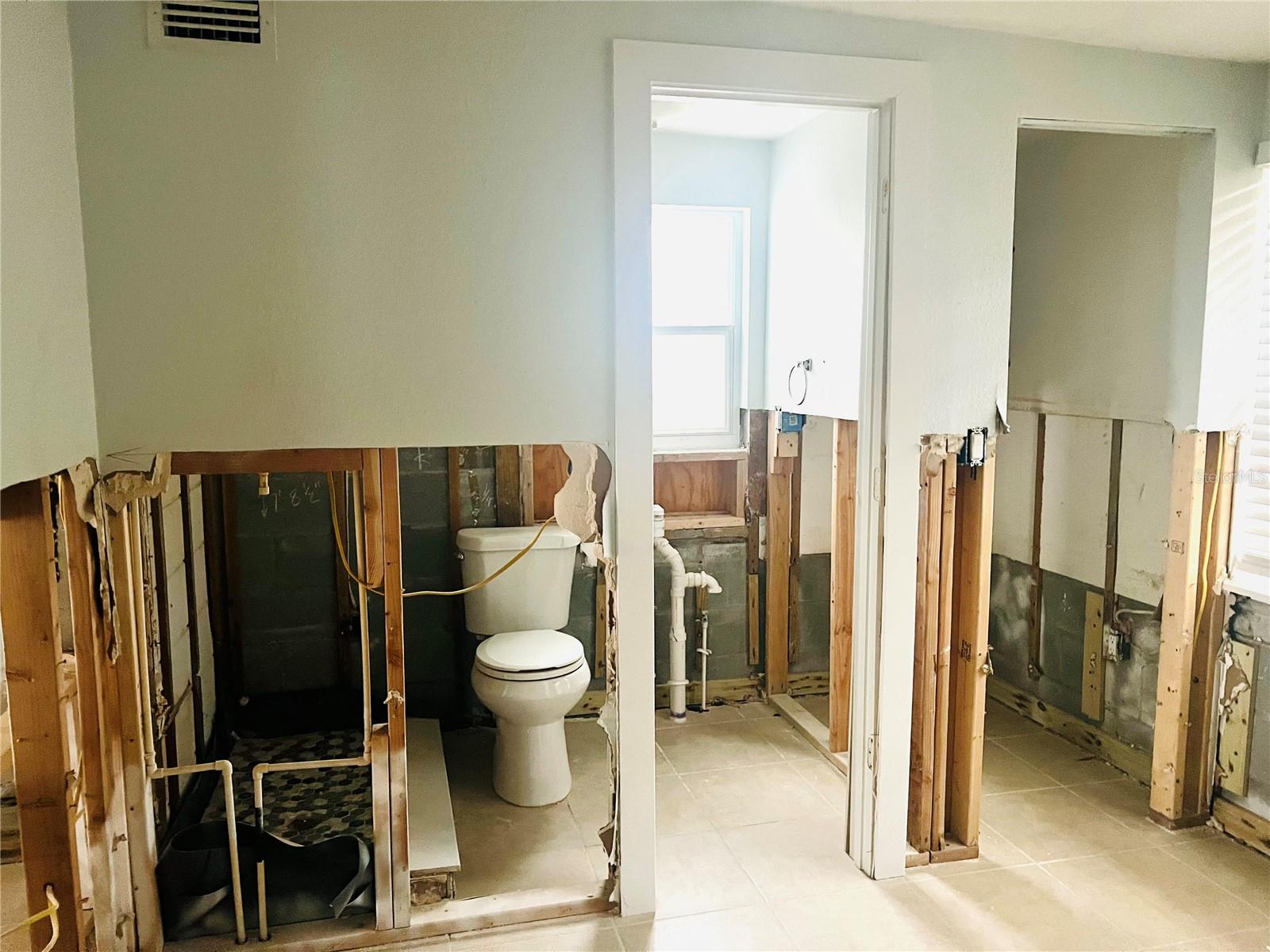 4135 HELENA ST NE, ST PETERSBURG, FL, 33703