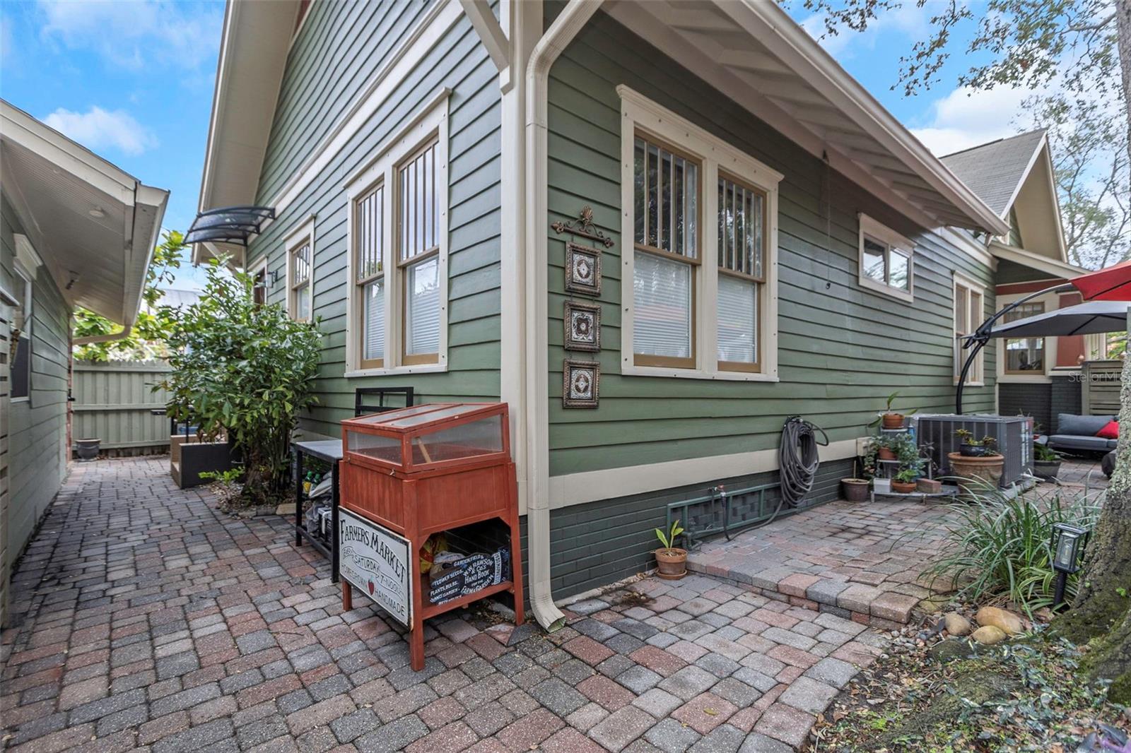 1100 3RD ST N, ST PETERSBURG, FL, 33701