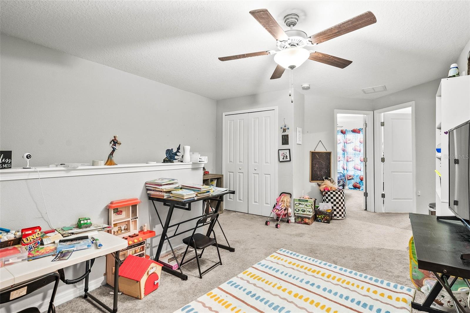 9642 PEMBROOKE PINES DR, SUN CITY CENTER, FL, 33573