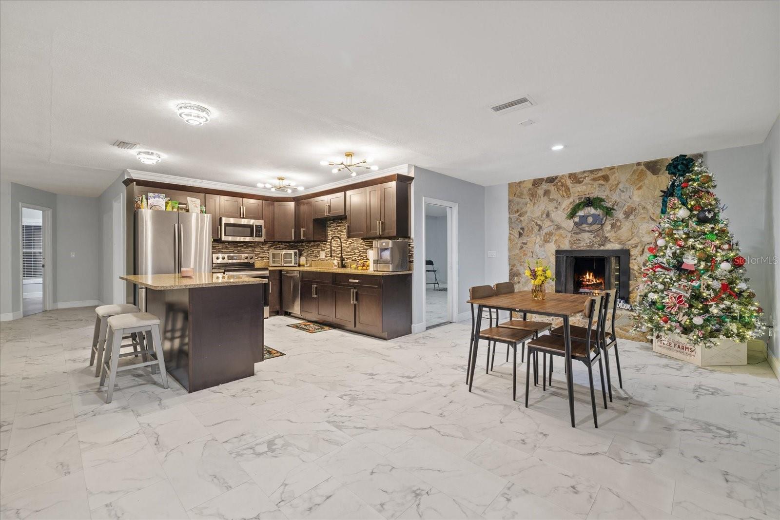 7803 24TH AVE W, BRADENTON, FL, 34209