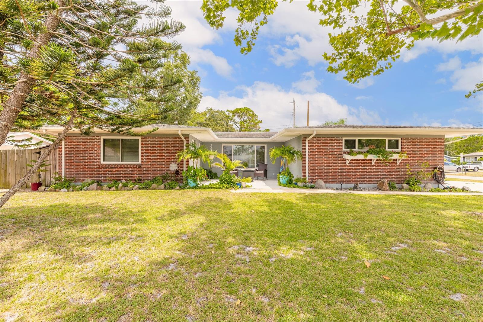 559 EAGLE DR, DAYTONA BEACH, FL, 32117