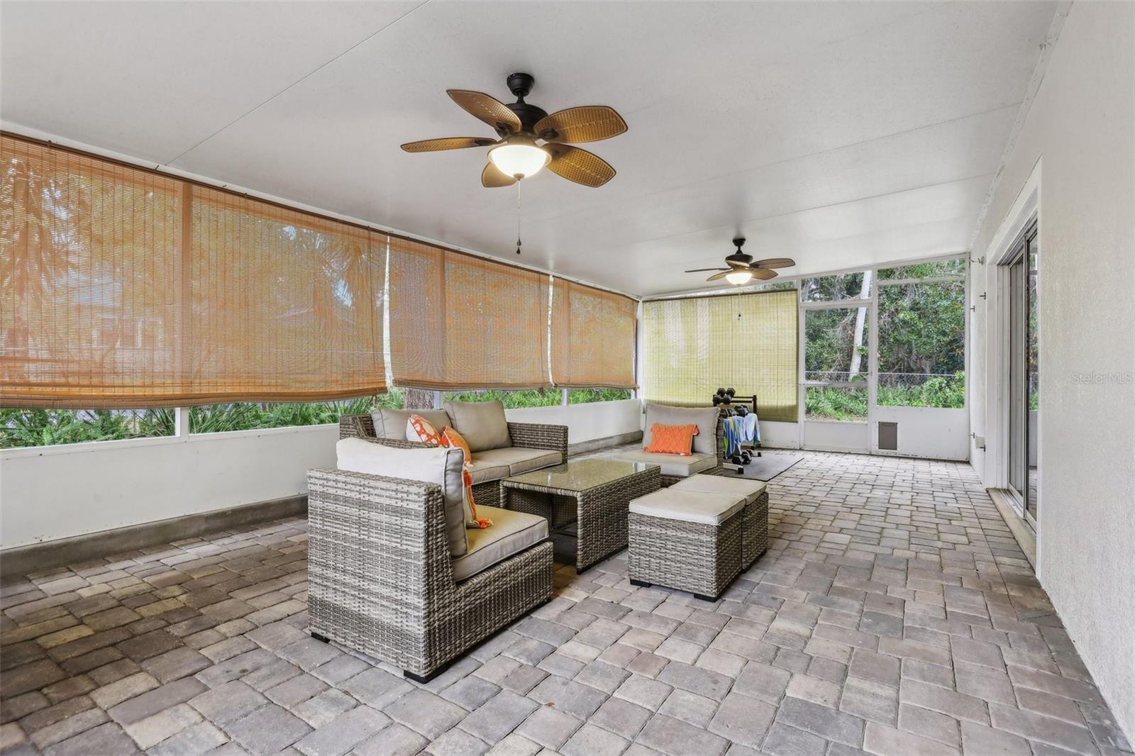 617 W UNIVERSITY AVE, DELAND, FL, 32720
