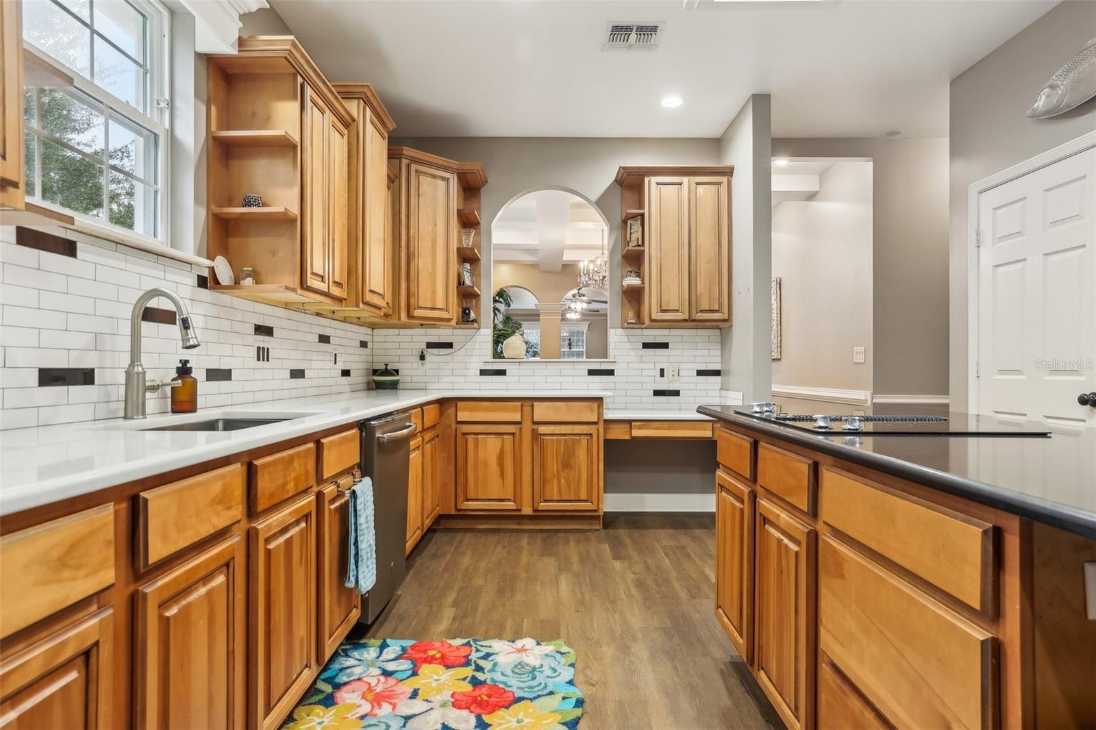 617 W UNIVERSITY AVE, DELAND, FL, 32720