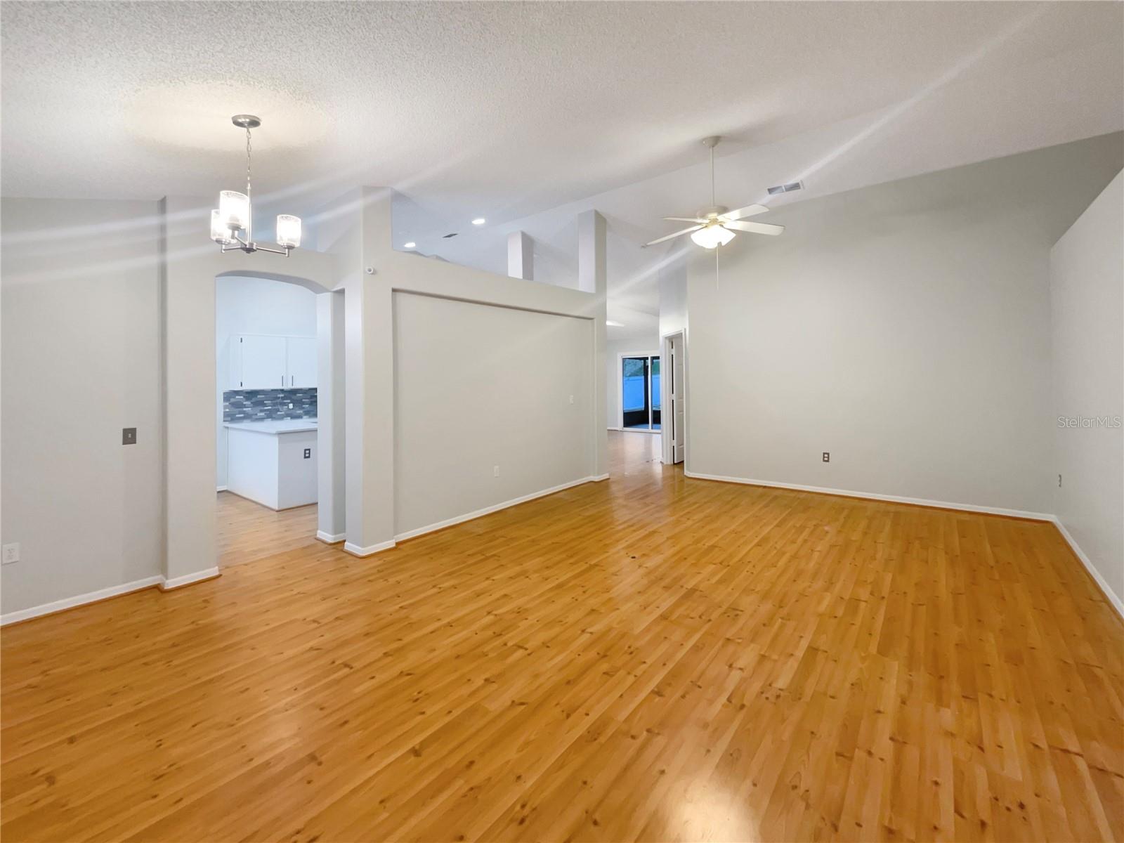 311 SILVER PINE DR, LAKE MARY, FL, 32746