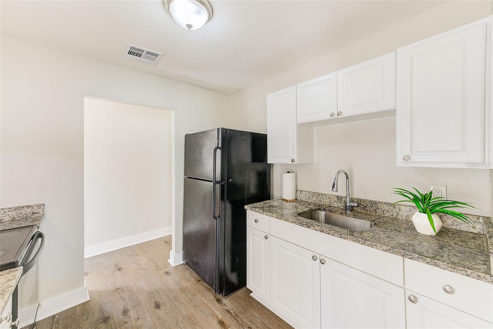 8306 N KLONDYKE ST, TAMPA, FL, 33604