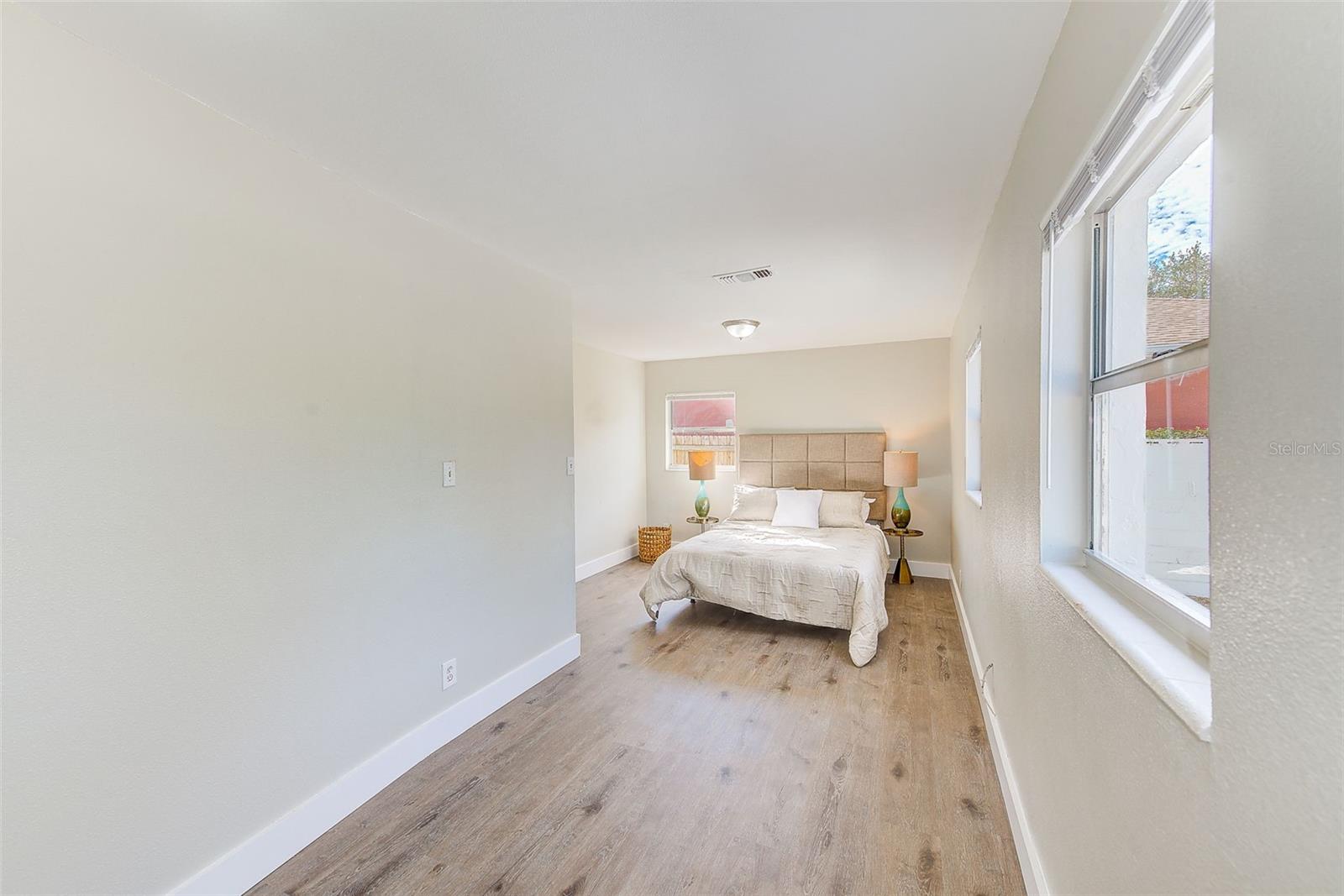8306 N KLONDYKE ST, TAMPA, FL, 33604